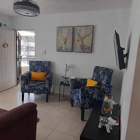 サンティアゴ・デ・ロス・カバリェロスResidencial Palmas De Guraboアパートメント エクステリア 写真